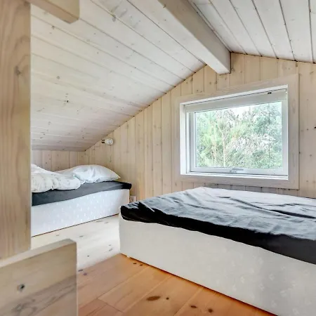 Holiday home Nani - 900m From The Sea In Nw Jutland By Interhome *