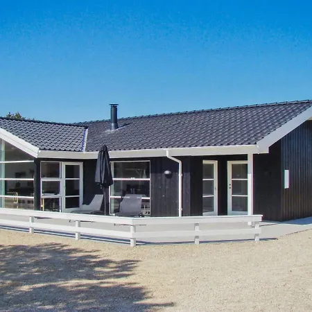 Holiday home Nani - 900m From The Sea In Nw Jutland By Interhome *