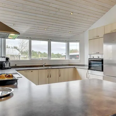 Holiday home Nani - 900m From The Sea In Nw Jutland By Interhome *