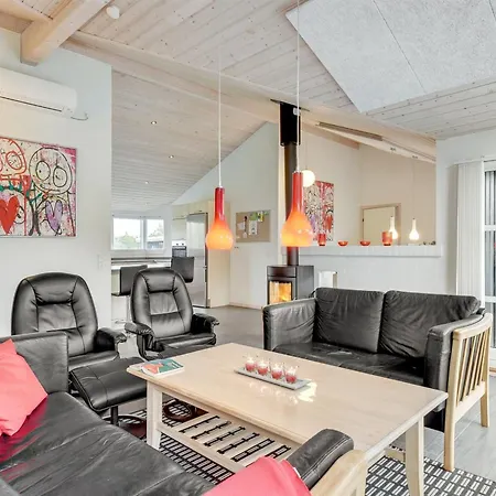 Nani - 900m From The Sea By Interhome *
